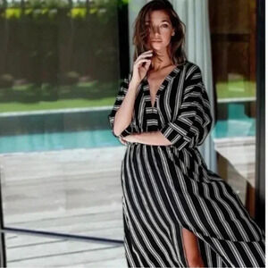 Anthropologie Uma & Leopold Black and Beige Striped Kaftan Midi Dress Sz Small